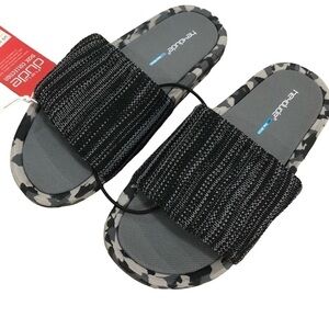 Hey Dude Sox Collection Phoenix Youth Boy’s  Size 2 Slides Gray Black Camo NWT